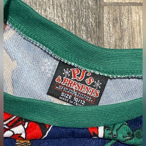 Cool Christmas Pajama PJ Set sz 10/12 - Picture 3 of 3